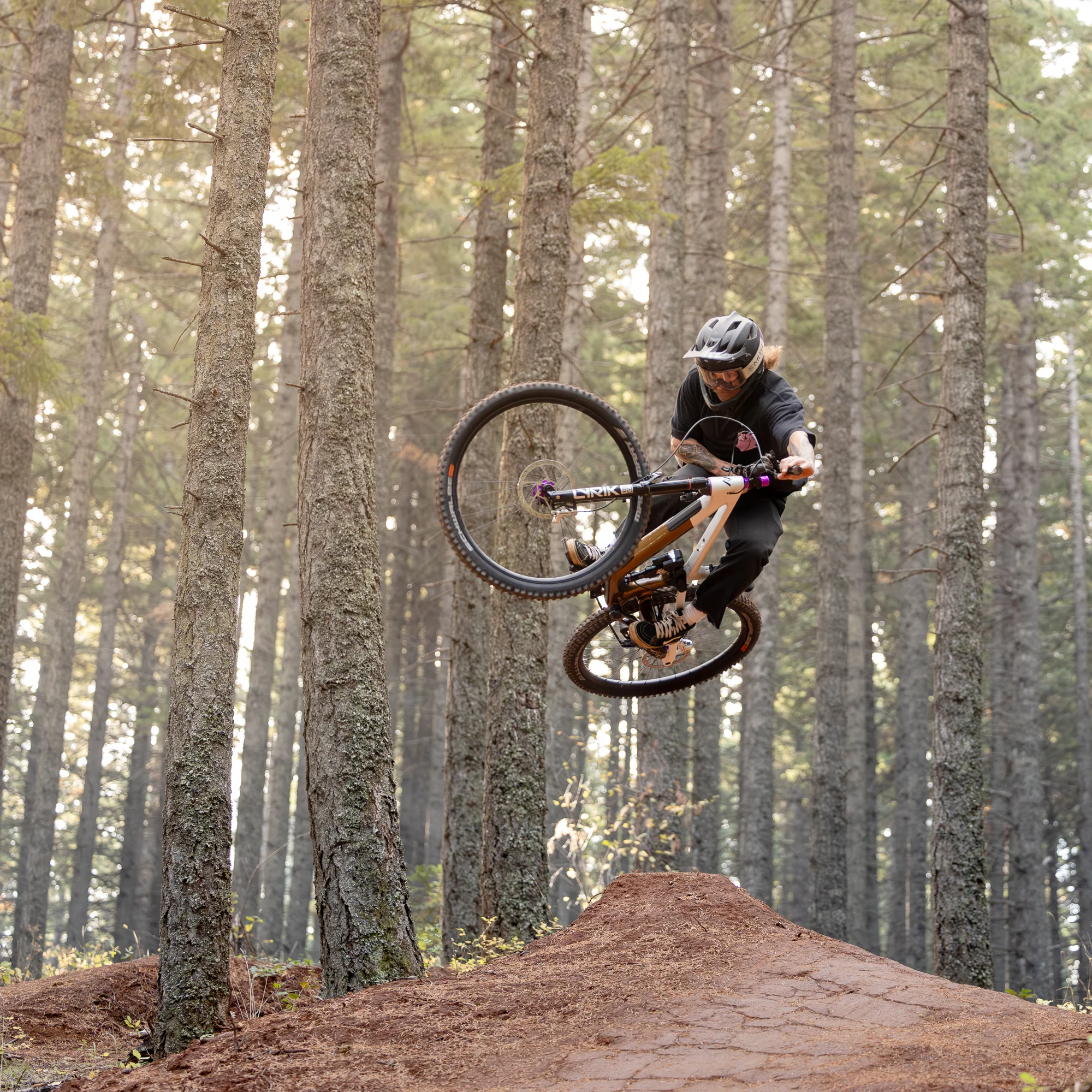 Chris King MTN30 AL MX Boost Centerlock - Image 7